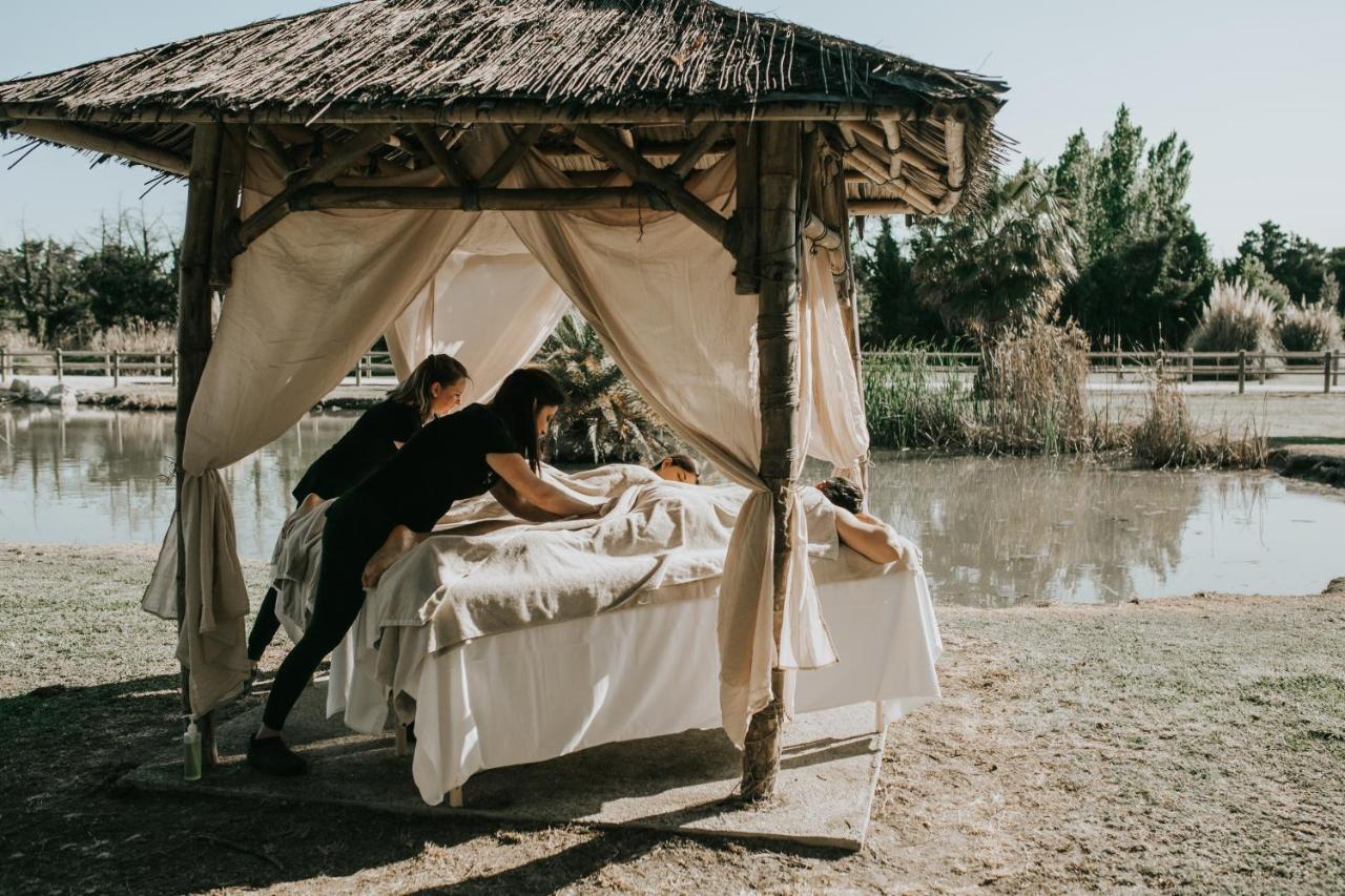 Abri Cosy - Suite Romantique En Camargue 圣吉尔 外观 照片