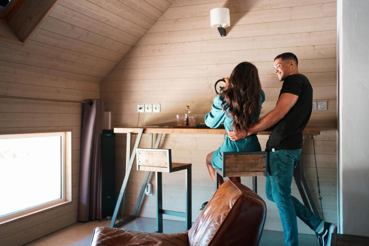 Abri Cosy - Suite Romantique En Camargue 圣吉尔 外观 照片