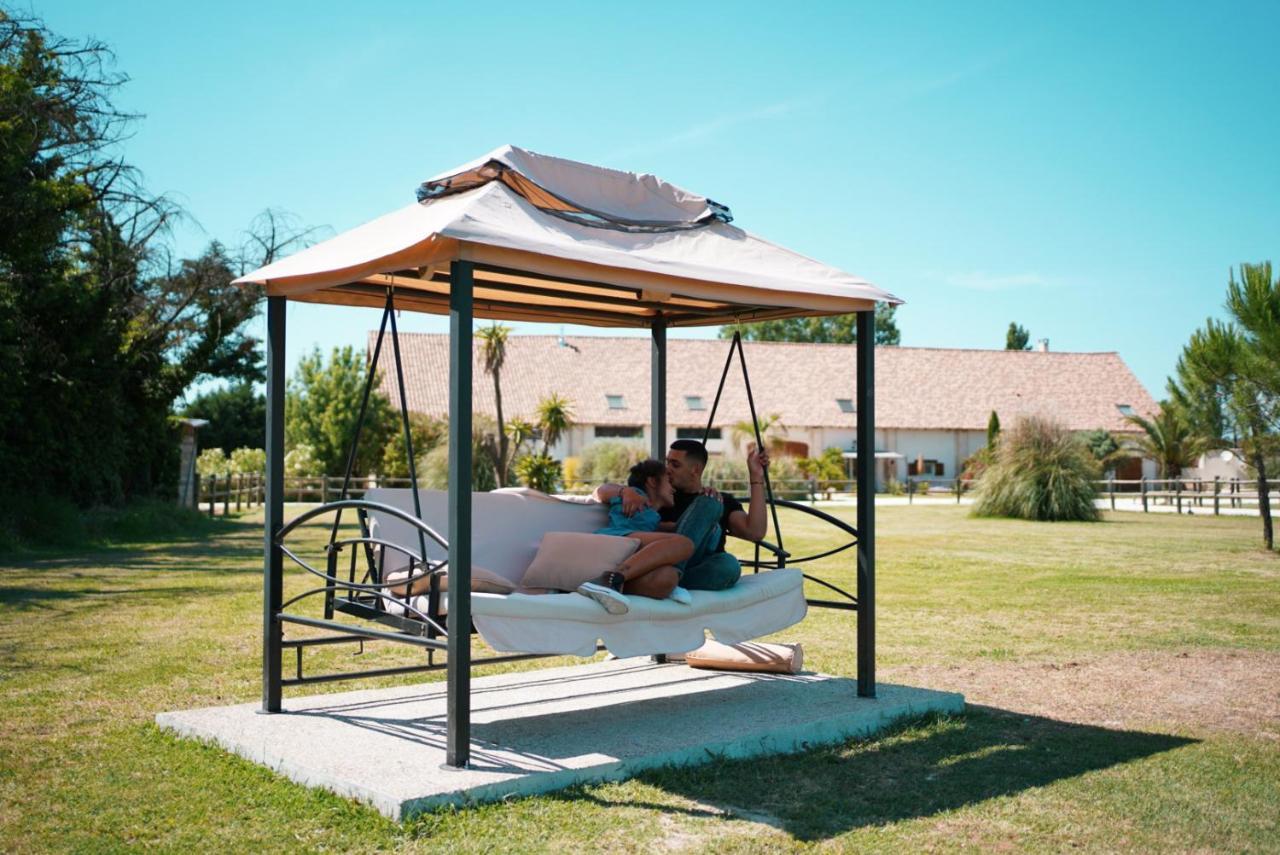 Abri Cosy - Suite Romantique En Camargue 圣吉尔 外观 照片
