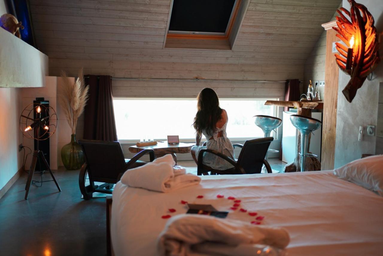 Abri Cosy - Suite Romantique En Camargue 圣吉尔 外观 照片