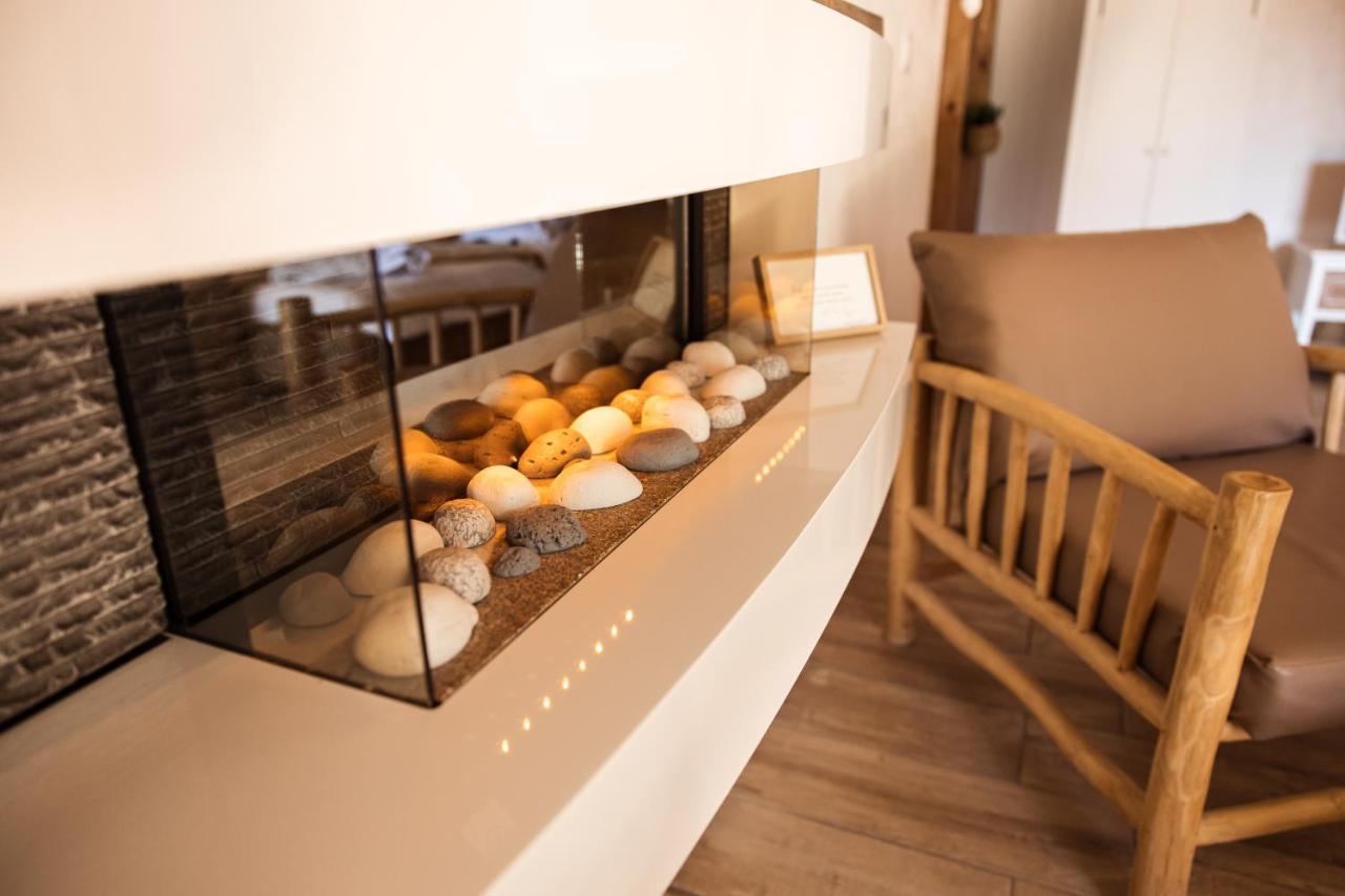 Abri Cosy - Suite Romantique En Camargue 圣吉尔 外观 照片