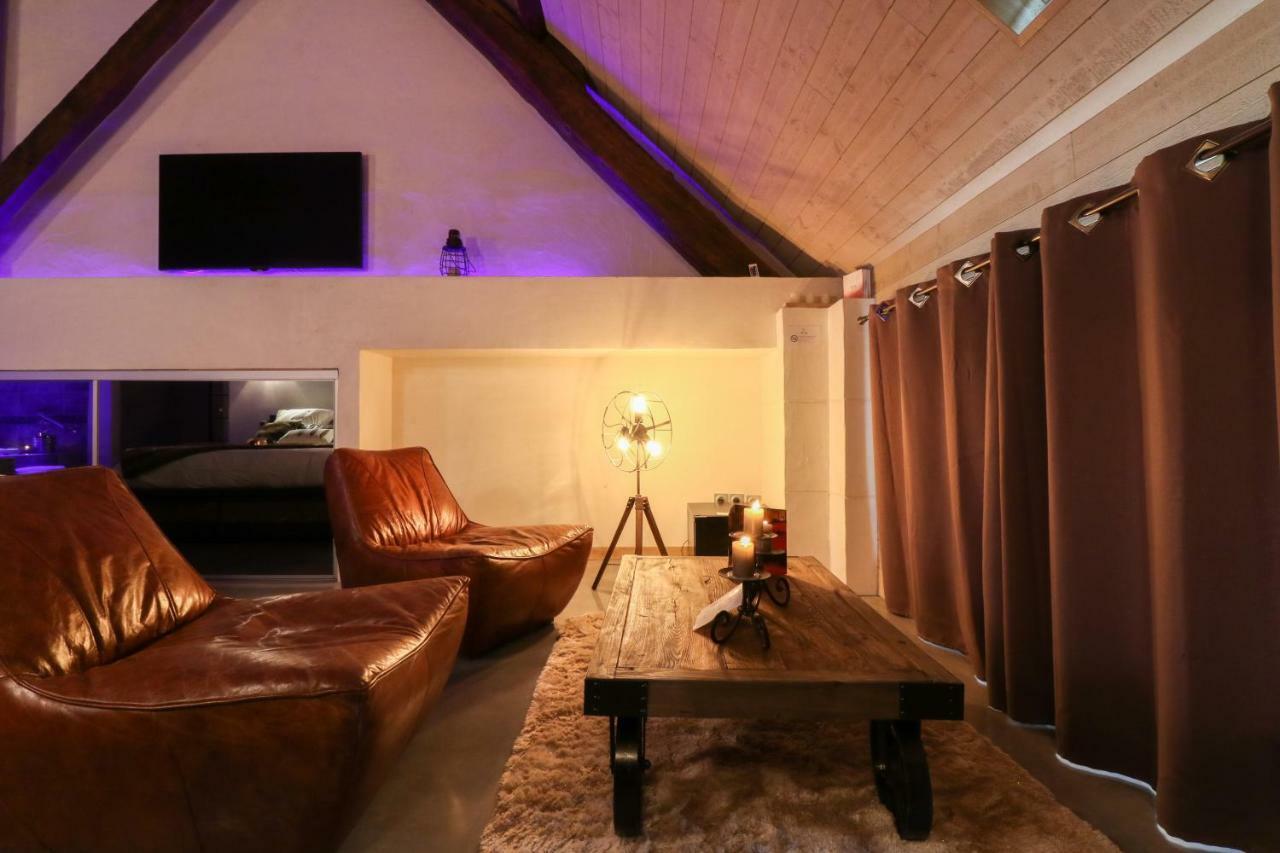 Abri Cosy - Suite Romantique En Camargue 圣吉尔 外观 照片